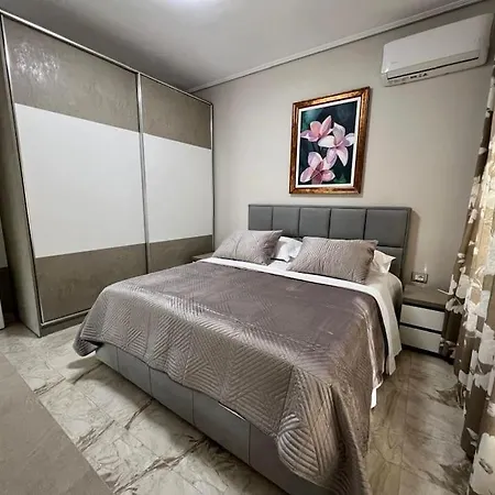 Muradie 2 Bedroom House *