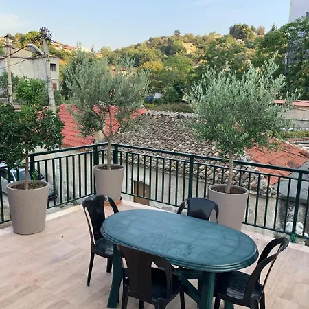 Muradie 2 Bedroom House * Vlorë